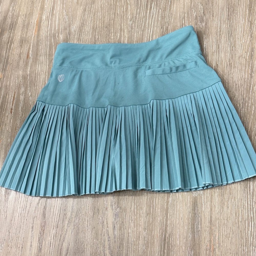 Pleated Active Mini Skirt in Light Teal
